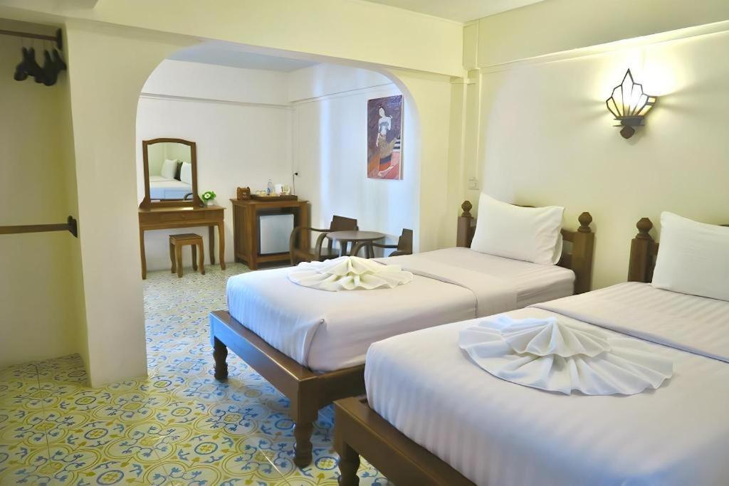 Nan Lanna Hotel Buitenkant foto